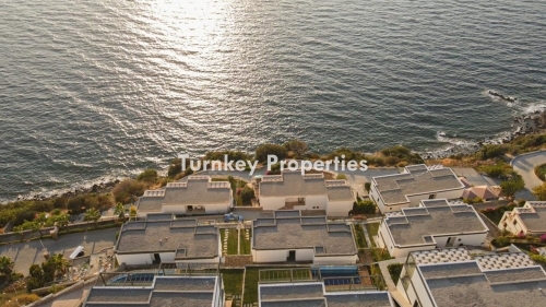 Seafront 3+1 Modern Apartment for Sale in Yalikavak – Underfloor Heating, Private Pier, Close to Yalikavak Marina, Comfortable Living Opportunity