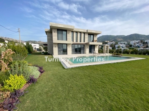 Ultra-Luxurious Villa for Sale in Yalikavak with Panoramic Sea View and Modern Architecture