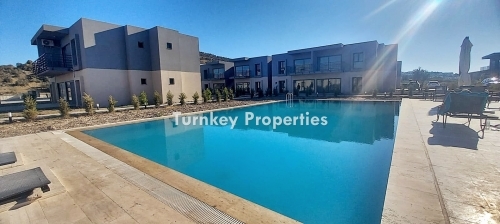 Guvercinlik Apartment for Sale – Garden Floor with Shared Pool in Boutique Complex, Modern Design