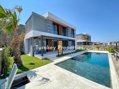 Luxury Detached Villa for Sale in Gundogan with Private Pool and Full Sea View