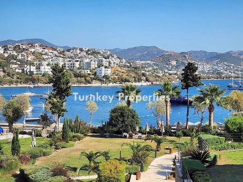 Seafront Luxury Apartment for Sale in Yalikavak Kudur - Breathtaking Sea Views, 24/7 Security, and Spacious Gardens