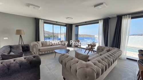 House for Sale in Gumbet | Sea View, Private Pool, 3+1 Apartment, 200 Meters from the Sea