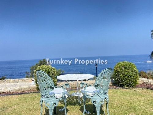 Seafront 2+1 Duplex Villa for Sale in Yalikavak - Private Garden, Underfloor Heating, Sea View