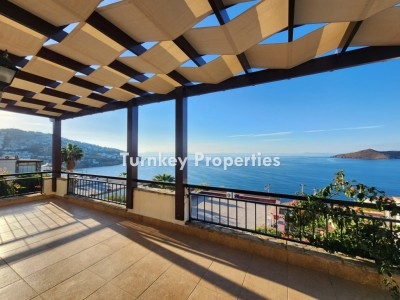 Luxury Villa For Sale in Yalikavak, 4+1 Sea View, Shared Pool, Private Parking